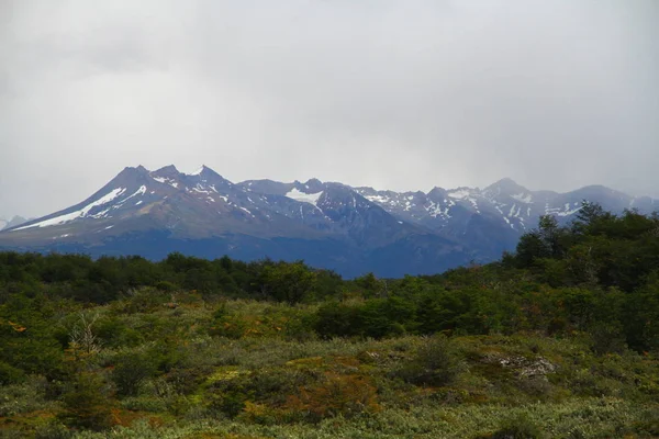 Vackert Landskap Snöiga Berg Ushuaia — Stockfoto