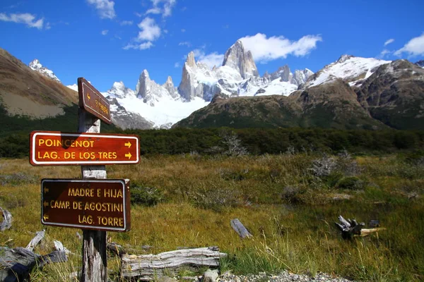 Ushuaia Argentina Landskap Utsikt Över Berg Och Visare — Stockfoto