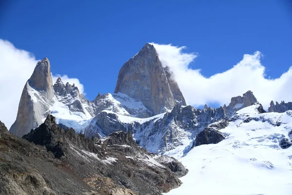 Fitz Dağı Roy, Arjantin Patagonya, Arjantin.