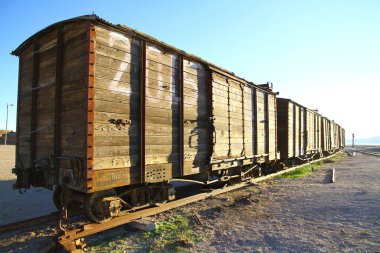 Bolivya tepelerindeki Julaca tren istasyonundan bir manzara.