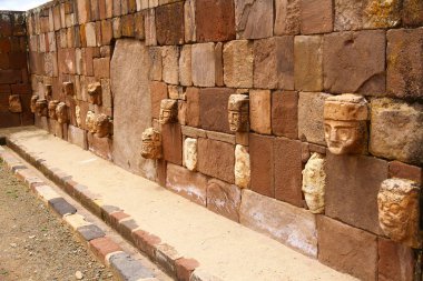 Tiwanaku arkeolojik alanı, Bolivya.