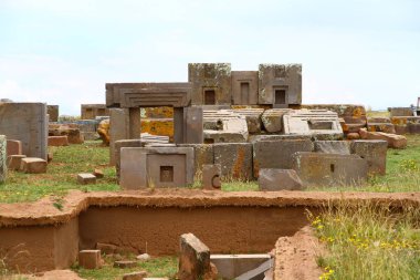 Pumapunku harabeleri Tiwanaku arkeolojik alanı, La Paz, Bolivya
