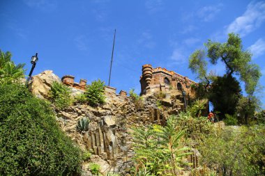 Santiago, Şili 'deki Santa Lucia Tepesi' ndeki Hidalgo Kalesi 'nden bir manzara