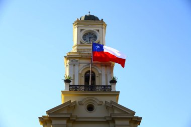 Santiago, Şili 'deki Ulusal Tarih Müzesinin saat kulesi.