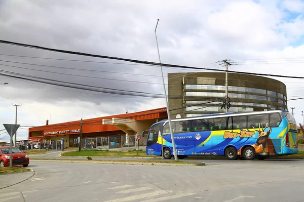 Uma Vista Rua Onde Terminal Ônibus Está Localizado Puerto Natales — Fotografia de Stock