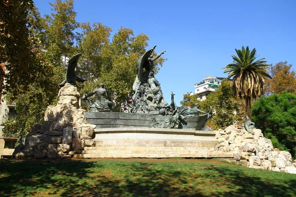 Tyska Fontänen Park Forestal Hedrar Santiagos Stora Tyska Invandrarbefolkningen Chile — Stockfoto