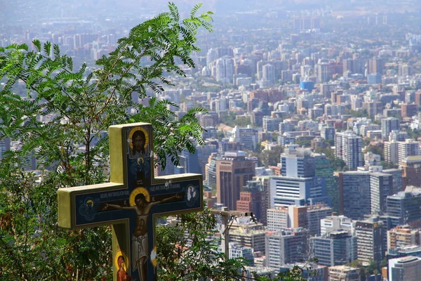 Nsanlar Santiago Nun Güzel Manzarasını San Cristobal Hill Şili Deki — Stok fotoğraf