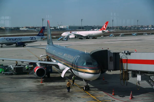 Vista Sugli Aerei Nel Parcheggio Dell Aeroporto — Foto Stock