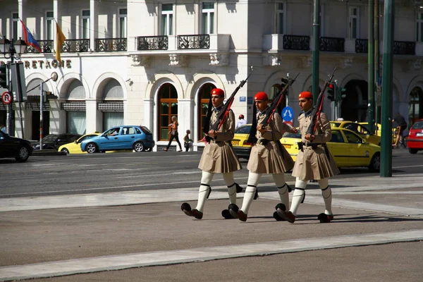 stock image UNKNOWN SOLDIERS TOMB, ATHENS, GREECE - 29 September 2012. Change of guard ceremony takes place in the Unknown Soldiers Tomb in front of the Greek Parliament