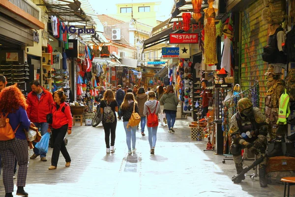 Atenas Greece Abril 2015 Una Vista Monastiraki Popular Punto Encuentro —  Fotos de Stock