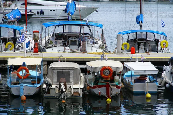Vue Marina Accostée Des Yachts Par Une Journée Ensoleillée Été — Photo