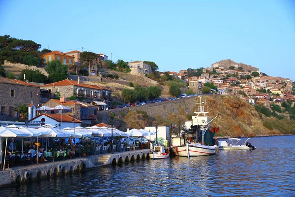 Lesvos Řecko Srpna2018 Výhled Přístavu Molyvos Který Plný Restaurací Kde — Stock fotografie