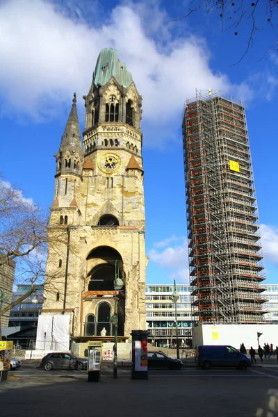 Berlín Února2015 Památník Císaře Viléma Kostel Skládá Trosek Kostela Který — Stock fotografie