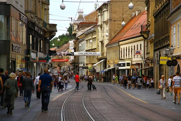 Zagreb Kroatien September 2016 Gatuutsikt Från Zagreb Det Kroatiens Huvudstad — Stockfoto