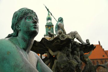 Neptune Çeşmesi heykeli, Berlin
