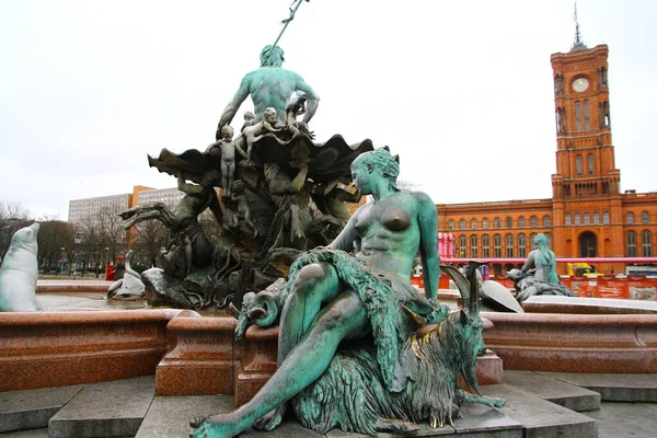 Staty Neptunus Fontän Berlin — Stockfoto