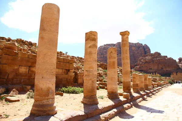 Forntida Staden Petra Jordanien April 2015 Utsikt Från Colonnaded Street — Stockfoto