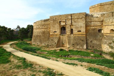 Kuzey Kıbrıs 'ta Famagusta şehir duvarları.