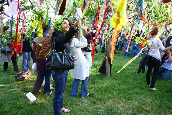 Istanbul Turkey Května2010 Hdrellez Oslavován Jako Den Kdy Zemi Setkali — Stock fotografie