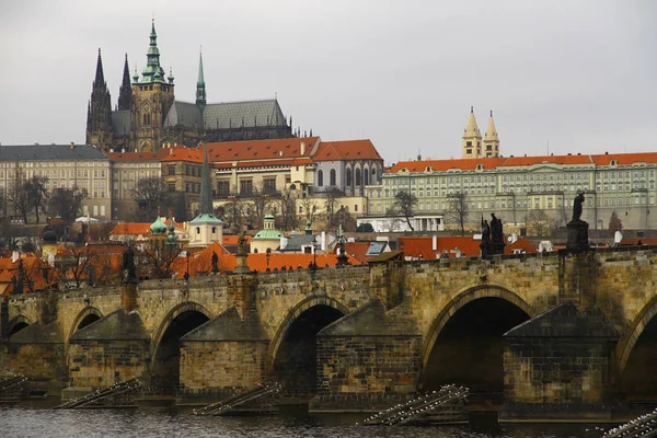 Достопримечательности Здания Праги Чехия — стоковое фото