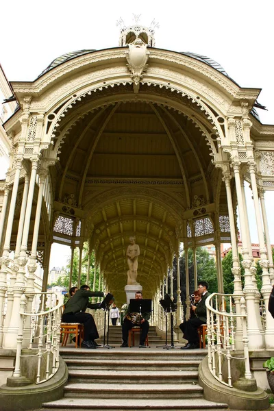 Karlowe Wary Republika Czeska Maja 2009 Widok Kolumnady Park Karlowych — Zdjęcie stockowe