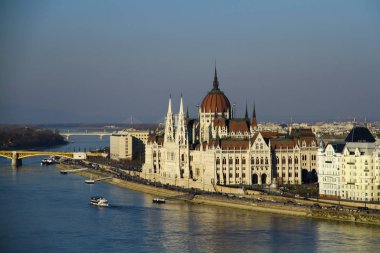 Macaristan parlamento binası, Budapeşte