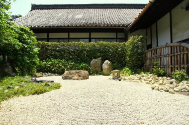 Japonya 'nın Kyoto kentindeki bir tapınağın güzel manzarası.