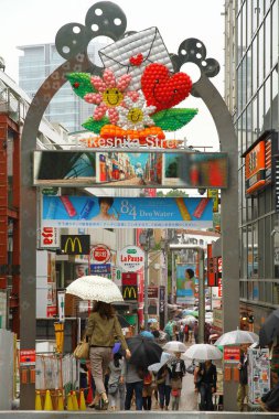 Kyoto caddeleri, binaların cepheleri, Japonya