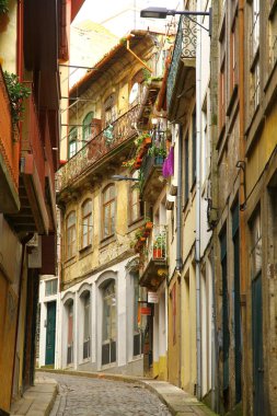 Sokak manzarası, binaların cepheleri, Türkiye