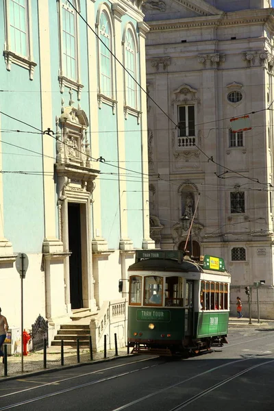 Lisbon Portugal April 2016 Spårvagnar Mycket Användbara Transporter Lissabon Och — Stockfoto