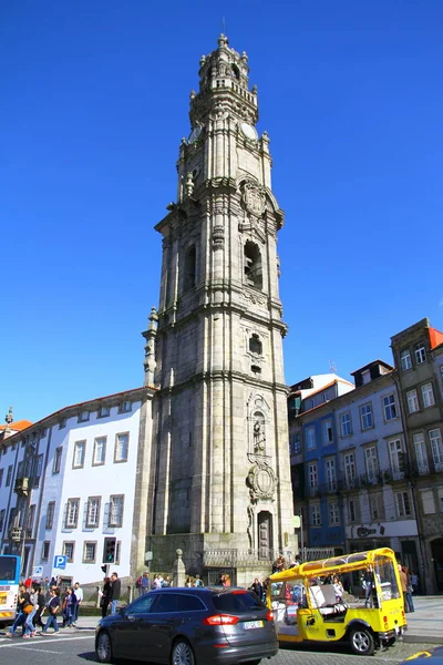 Clerigos Tower Porto Portugal April 2016 Tornet Ger Fin Utsikt — Stockfoto