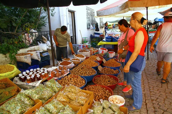 Una Vista Del Mercado Local Los Puestos Están Proporcionando Frutas — Foto de Stock