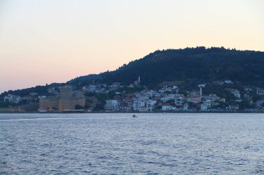 Kentin kıyı kesimine bakın, Türkiye