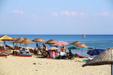 Gökçeada, Çanakkale, Türkiye - 9 Eylül 2018. Gökçeada 'daki Kefalos (Aydincik) plajından bir manzara. Kumlu bir kumsaldır ve adanın en popüler plajlarından biridir.