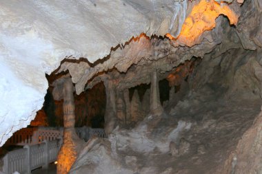Burdur, Türkiye 'deki Insuyu Mağarası' ndan bir iç görünüm.