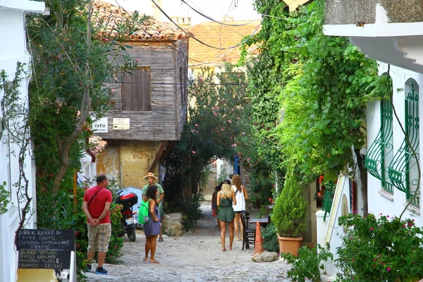 Вид Старые Дома Улице Летом Турция — стоковое фото