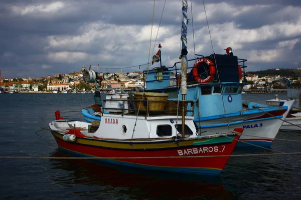 Ayvalik Balikesir Turkey November 2009 Ayvalik Cunda岛海岸的渔船 — 图库照片