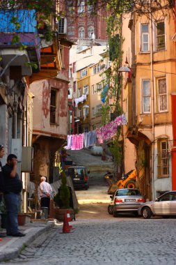 Sokak manzarası, eski binaların cepheleri, Türkiye