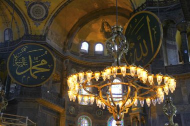 HAGHIA SOPHIA MÜZESİ, SULTANAHMET, İSTANBUL, TURKEY - 19 Mayıs 2017. Ayasofya bir Yunan Ortodoks Kilisesi idi, daha sonra bir imparatorluk camisi ve şimdi İstanbul 'da bir müze..