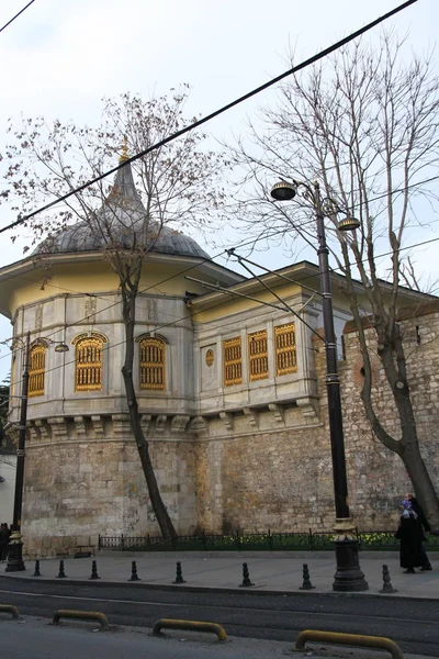 Blick Auf Straßen Fassaden Alter Gebäude Der Stadt Türkei — Stockfoto