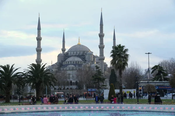 Szultanahmet Square Istanbul Turkey 2013 Január Utcai Kilátás Sultanahmet Térről — Stock Fotó