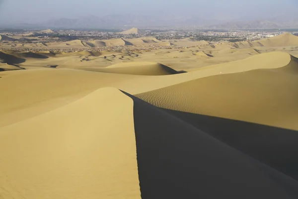Dune Sabbia Intorno Huacachina Oasi Perù — Foto Stock