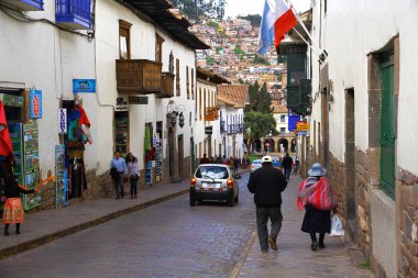 CUSCO, PERU - 27 Mart 2019. Cusco, Peru And Dağları 'nda sömürge mimarisi olan güzel bir şehirdir..