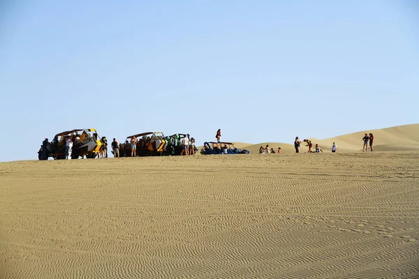 Huachina Peru Aprile 2019 Dune Buggies Sulle Dune Sabbia Huacachina — Foto Stock