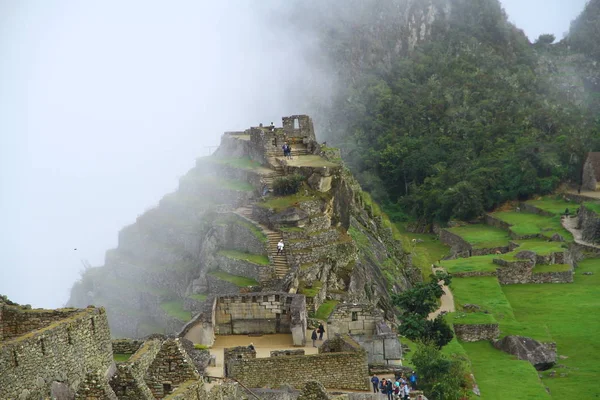 マチュピチュ古代都市 ウルバンバ川渓谷 ペルー 南ペルーの東コルディレラに位置する15世紀のインカの要塞であるマチュピチュの景色 — ストック写真