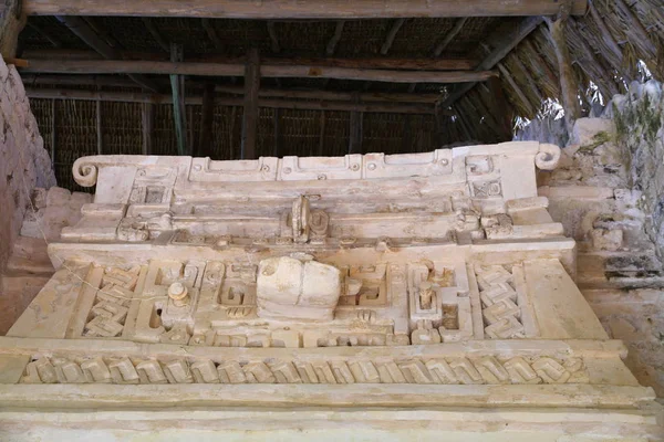 Tallados Mayas Del Altar Del Jaguar Pirámide Acrópolis Sitio Arqueológico — Foto de Stock