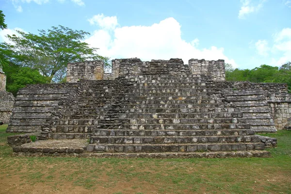 Balam Mayan Ruins Yucatan Mexico June 2019 雅典卫城是尤卡坦半岛Ek Balam考古遗址的主要金字塔 — 图库照片