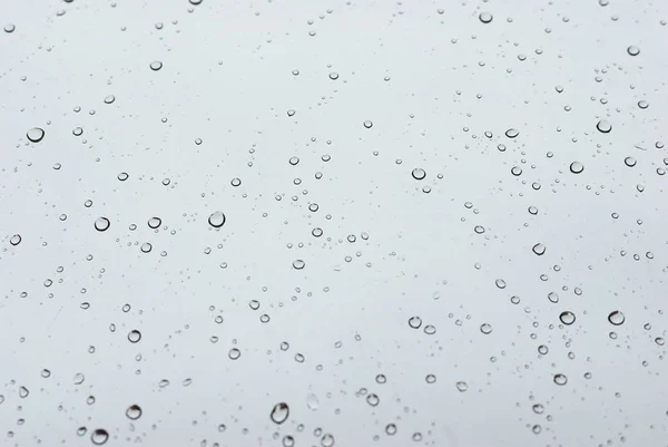 Tetes air pada detil fokus jendela yang bersih — Stok Foto