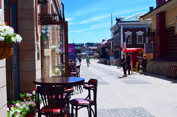 Irkutsk'da gençlik alanı şehrin sokaklarında. tarihi dörtte 130: Irkutsk şehir