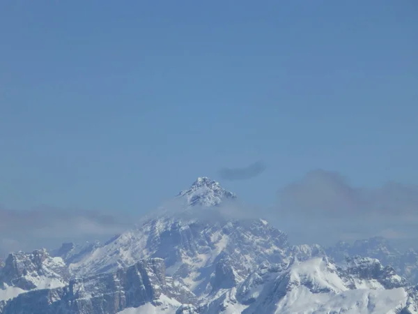 ドロマイト山脈の高山のパノラマ — ストック写真
